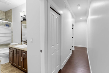 Mudroom Photo of 14906 92 Avenue, Surrey, BC