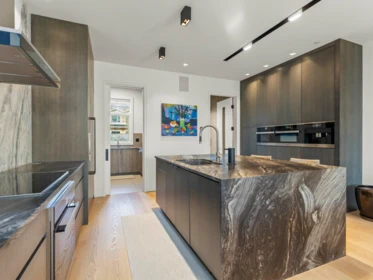 6021 Collingwood Place, Vancouver, BC, Vancouver — Single Family Residence for sale