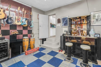 Powder Room Photo of 2141 Marine Way, New Westminster, BC