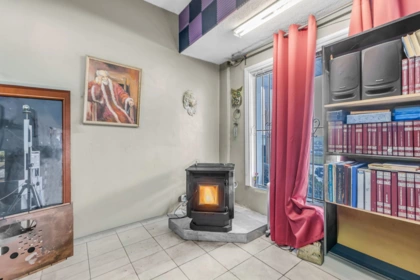 Primary Bathroom Photo of 2141 Marine Way, New Westminster, BC