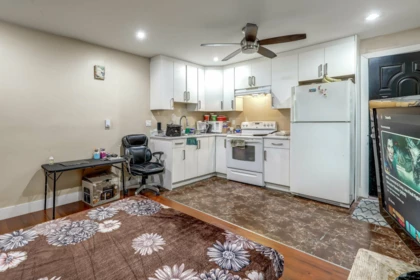 Hot Tub / Spa Photo of 6653 130a Street, Surrey, BC