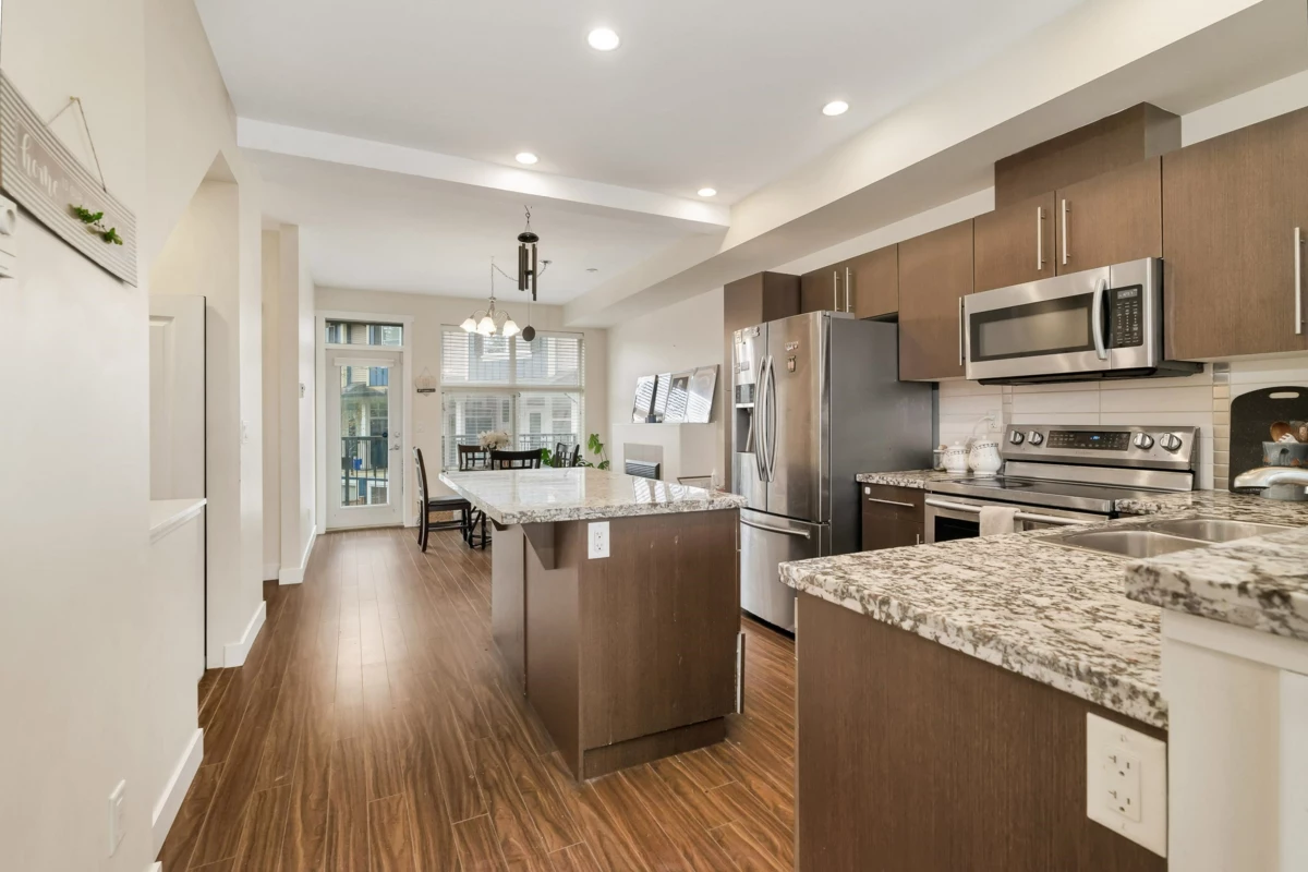 Dining Area Photo of 7 18211 70 Avenue, Surrey, BC
