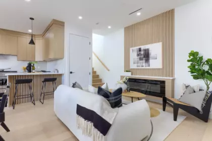2 4742 St Catherines Street, Vancouver, BC, Vancouver — Half Duplex for sale