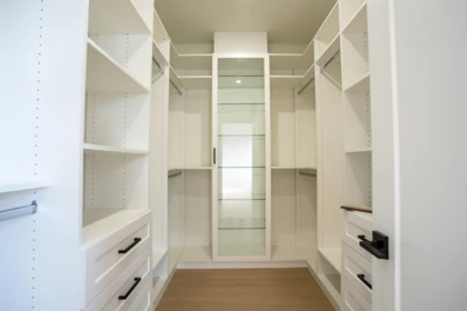 Entry Foyer Photo of 20528 76 Avenue, Langley, BC