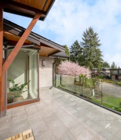 Hallway Photo of 1175 Haywood Avenue, West Vancouver, BC