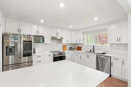 Breakfast Nook Photo of 1106 Duthie Avenue, Burnaby, BC