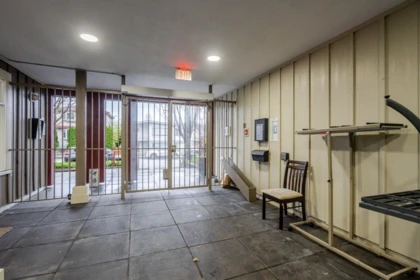304 4272 Albert Street, Burnaby, BC, Burnaby — Apartment/Condo for sale