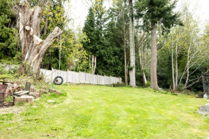 Swimming Pool Photo of 5930 Shoal Way, Sechelt, BC