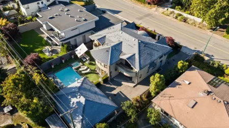Aerial View of 2809 Edgemont Boulevard, North Vancouver, BC