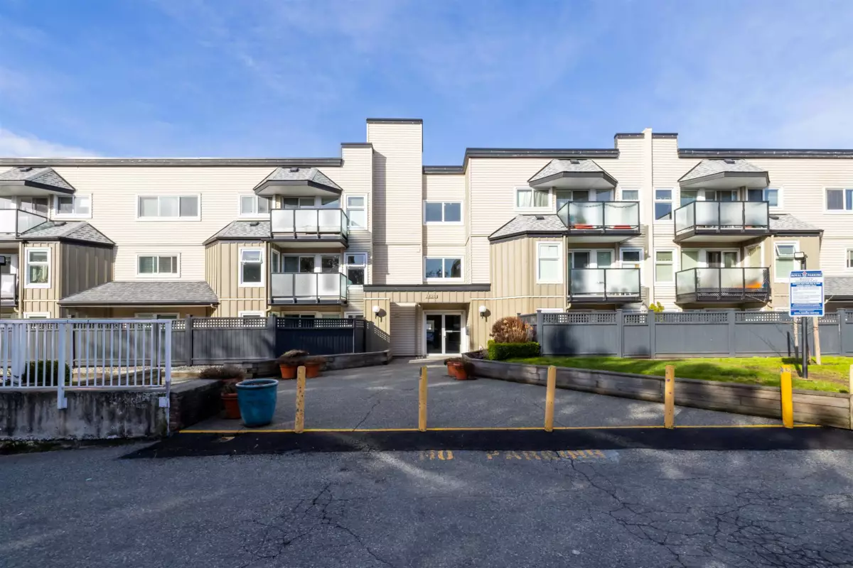 Exterior Rear Photo of 110 1850 E Southmere Crescent, Surrey, BC