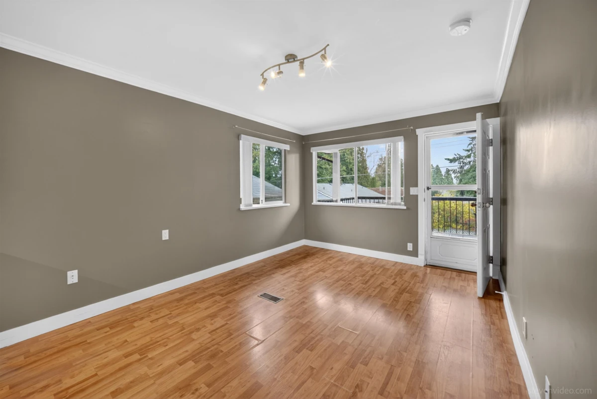 Dining Area Photo of 7240 2nd Street, Burnaby, BC