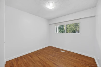 Mudroom Photo of 7240 2nd Street, Burnaby, BC