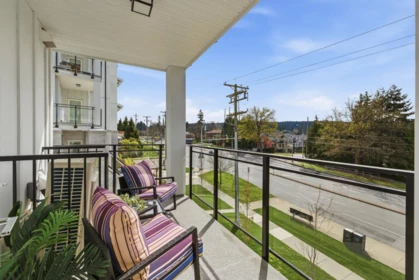 Garden / Landscaping Photo of 408 3317 148 Street, Surrey, BC