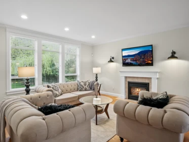 41813 Majuba Hill Road, Yarrow, BC, Yarrow — Single Family Residence for sale