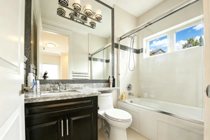 Entry Foyer Photo of 4056 W 30th Avenue, Vancouver, BC