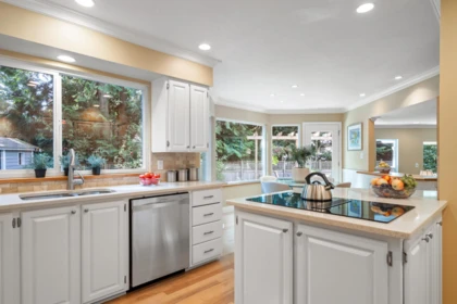 Pantry Photo of 13247 17a Avenue, Surrey, BC