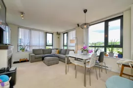 1307 1 Renaissance Square, New Westminster, BC