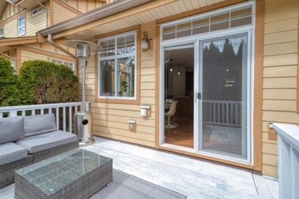 Front Yard Photo of 4 809 North Road, Gibsons, BC