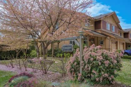 Garden / Landscaping Photo of 4 809 North Road, Gibsons, BC