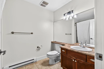 Powder Room Photo of 4 809 North Road, Gibsons, BC