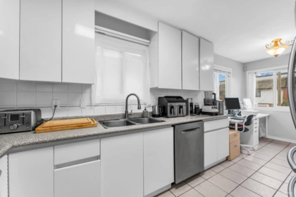 Guest Bathroom Photo of 2808 Horley Street, Vancouver, BC