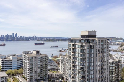 2103 120 W 2nd Street, North Vancouver, BC, North Vancouver — Apartment/Condo for sale