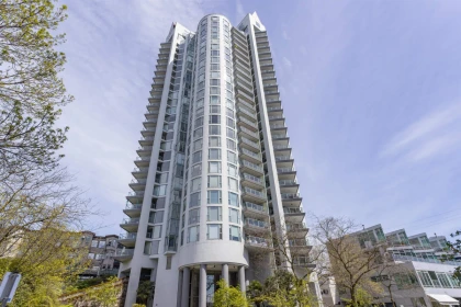 2103 120 W 2nd Street, North Vancouver, BC, North Vancouver — Apartment/Condo for sale