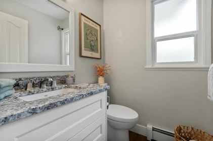 Mudroom Photo of 22749 125a Avenue, Maple Ridge, BC