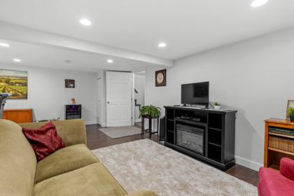 Hallway Photo of 33469 5 Avenue, Mission, BC