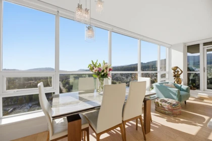 Breakfast Nook Photo of 3301 2968 Glen Drive, Coquitlam, BC