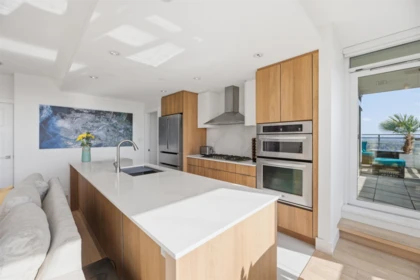 Kitchen Island Photo of 3301 2968 Glen Drive, Coquitlam, BC