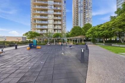 Swimming Pool Photo of 3301 2968 Glen Drive, Coquitlam, BC