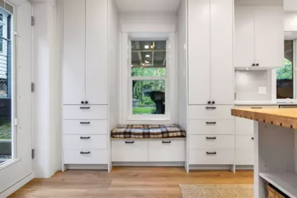 Mudroom Photo of 35360 Selkirk Avenue, Abbotsford, BC