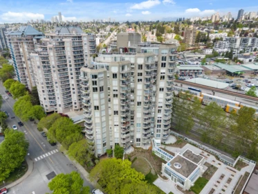 Garden / Landscaping Photo of 904 1135 Quayside Drive, New Westminster, BC