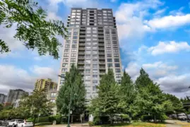 810 3663 Crowley Drive, Vancouver, BC