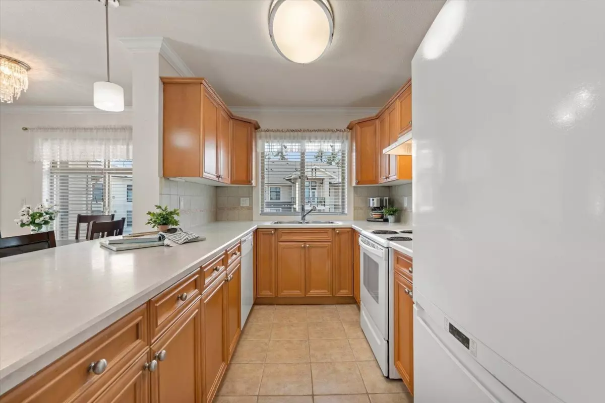 Dining Area Photo of 404 45769 Stevenson Road, Sardis, BC