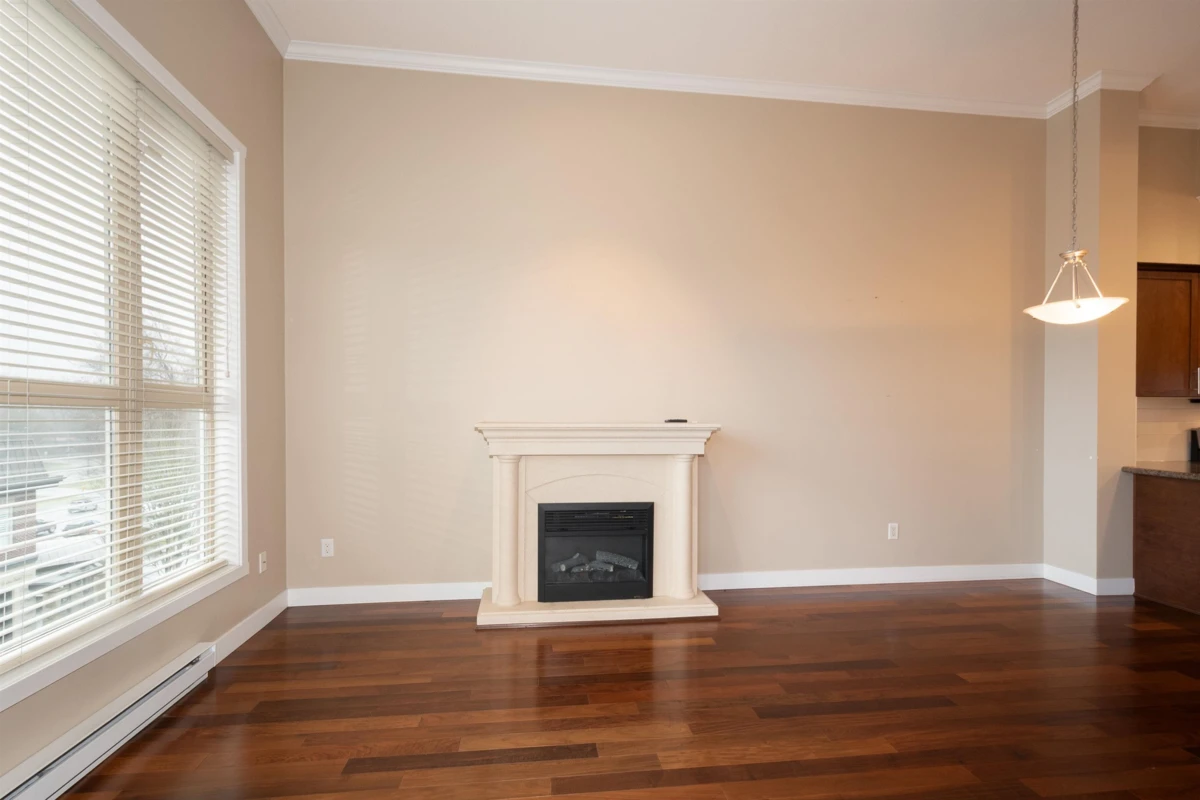 Dining Area Photo of 412 2627 Shaughnessy Street, Port Coquitlam, BC
