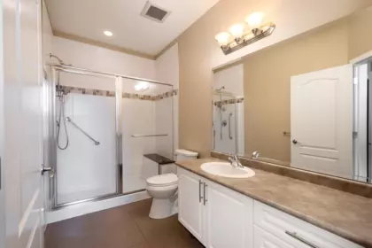 Guest Bathroom Photo of 412 2627 Shaughnessy Street, Port Coquitlam, BC