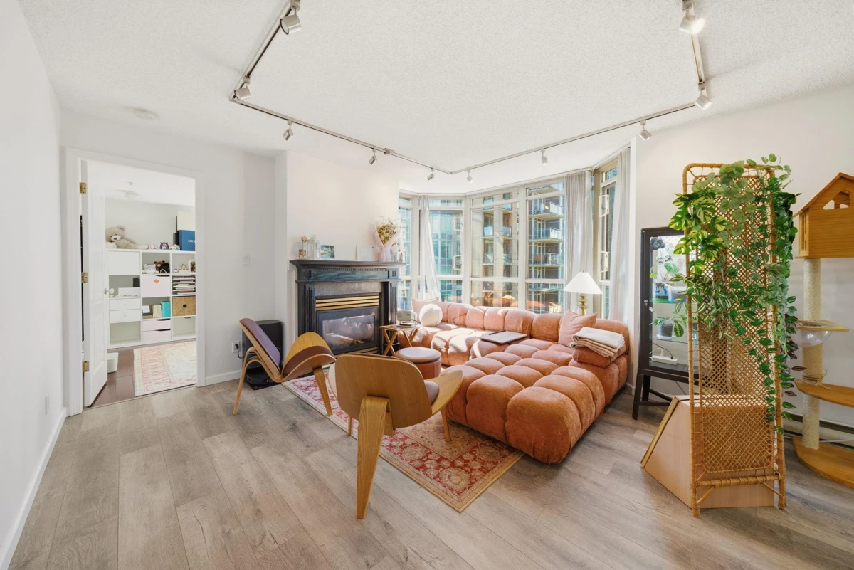 Exterior Rear Photo of 1705 867 Hamilton Street, Vancouver, BC