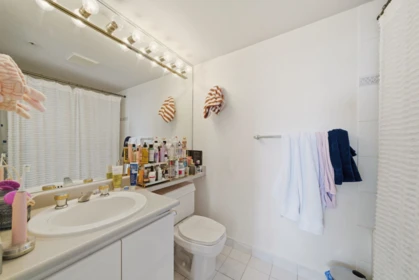Powder Room Photo of 1705 867 Hamilton Street, Vancouver, BC