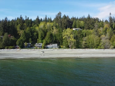 Front Yard Photo of 1905 Lower Road, Roberts Creek, BC