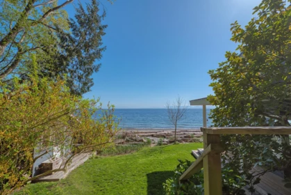 Outdoor Patio Photo of 1905 Lower Road, Roberts Creek, BC