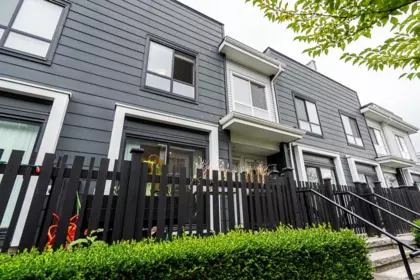 Community Amenities Photo (Clubhouse) of 27 16337 23a Avenue, Surrey, BC