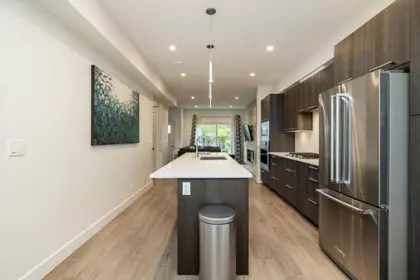 Kitchen Island Photo of 27 16337 23a Avenue, Surrey, BC