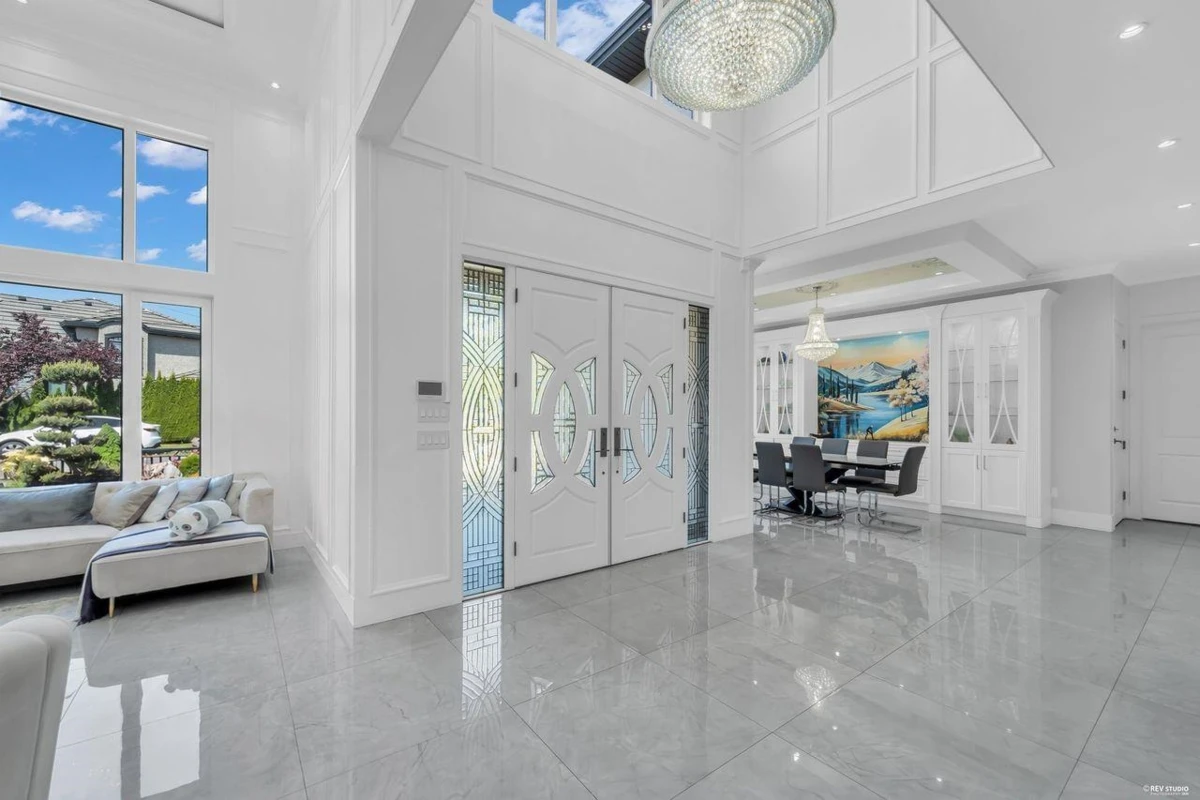 Dining Area Photo of 8580 Camden Crescent, Richmond, BC