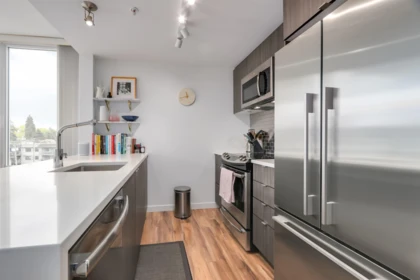 Guest Bathroom Photo of 607 289 E 6 Avenue, Vancouver, BC