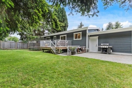 Swimming Pool Photo of 2074 Beaver Street, Abbotsford, BC