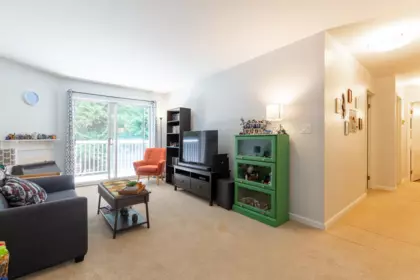 Walk-In Closet Photo of 302 2567 Victoria Street, Abbotsford, BC