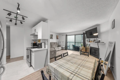 Primary Bedroom Photo of 301 315 Tenth Street, New Westminster, BC