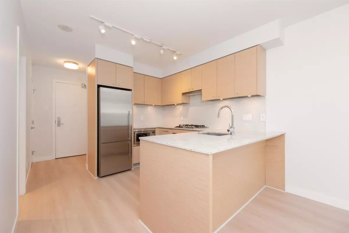Dining Area Photo of 803 6180 Cooney Road, Richmond, BC
